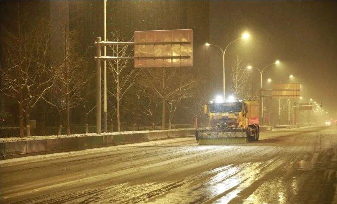 应对今日大到暴雪！通州多部门在行动