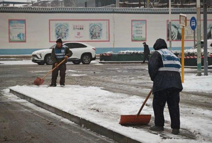 应对今日大到暴雪！通州多部门在行动