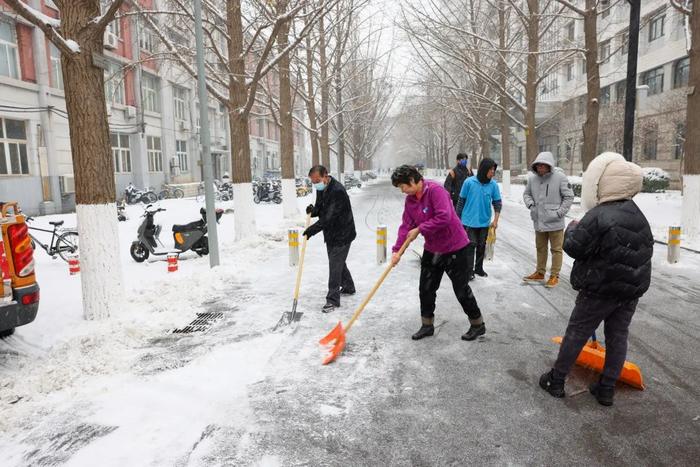 雪 ҉҉ 雪 ҉҉ 雪 ҉҉ 雪 ҉҉ 雪 ҉҉……北交大陪你温暖过冬……