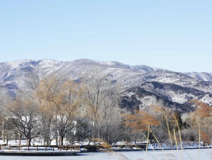 趁现在！赏西山晴雪