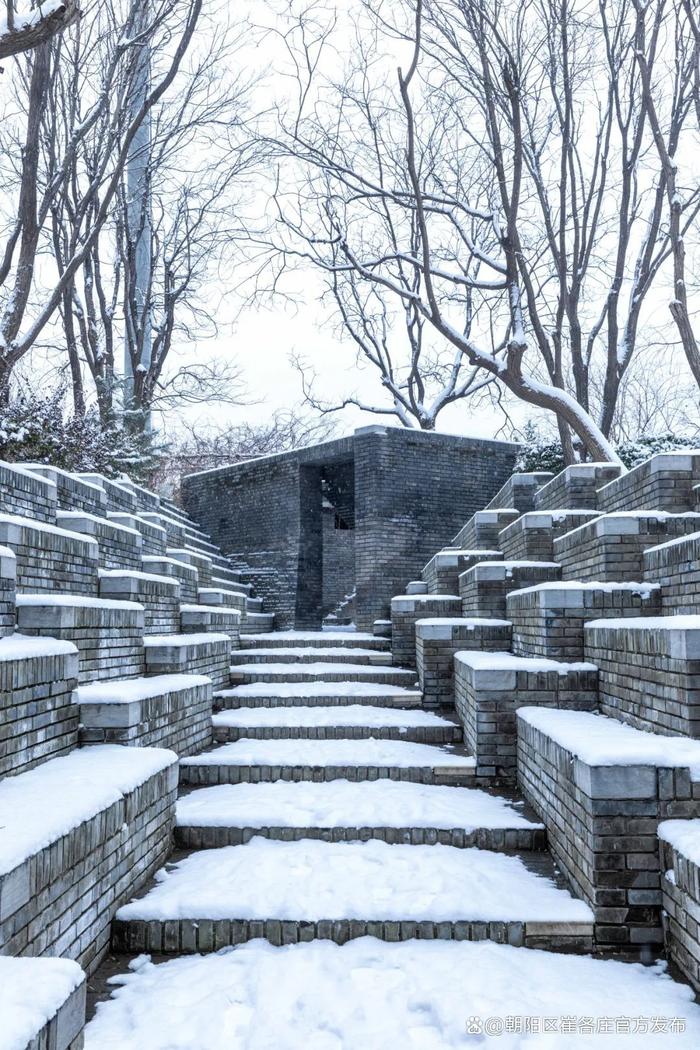 欣赏崔各庄雪日美景，感受独特浪漫