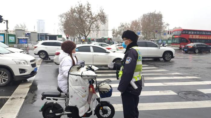 @骑电电的你：郑州交警紧急提醒！