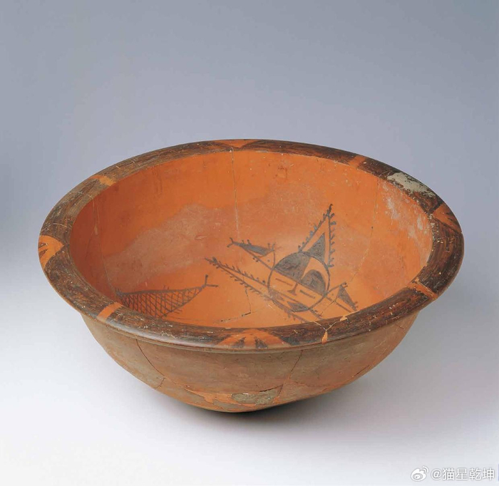 人面鱼纹彩陶盆对称_新浪新闻