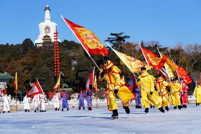 冰场开放啦丨我们一起去滑冰，追忆童年的快乐时光吧！