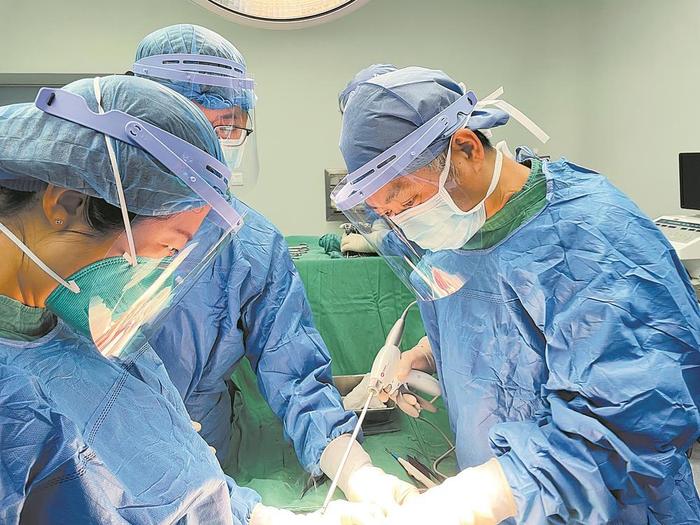 普外科专家魏国：做别人不愿做的手术