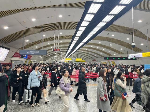 创历史新高！重庆轨道交通全线网客运量单日首破500万人次