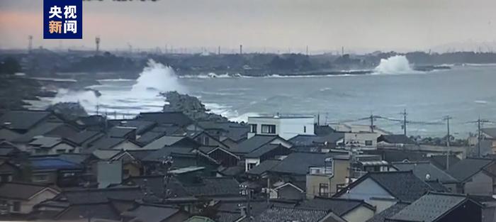 日本发生7.4级地震，多地发布海啸警报！