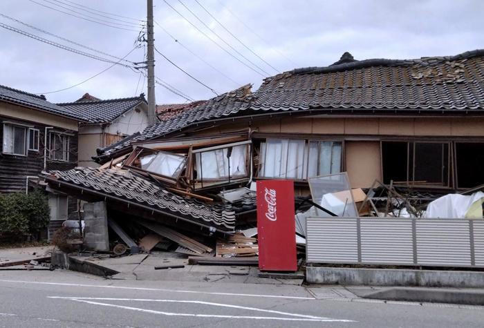 日媒：地震已导致日本石川县轮岛市8人死亡，海啸预警解除