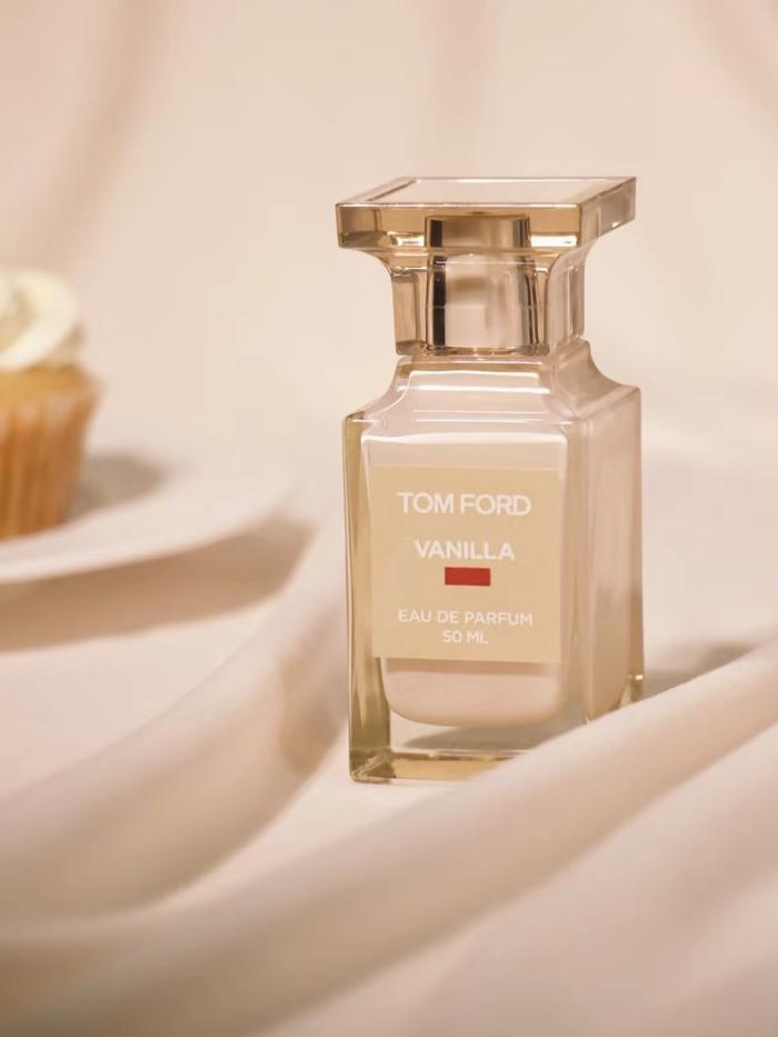 TOM FORD禁忌香草香水，匡威几何厚底鞋｜是日美好事物