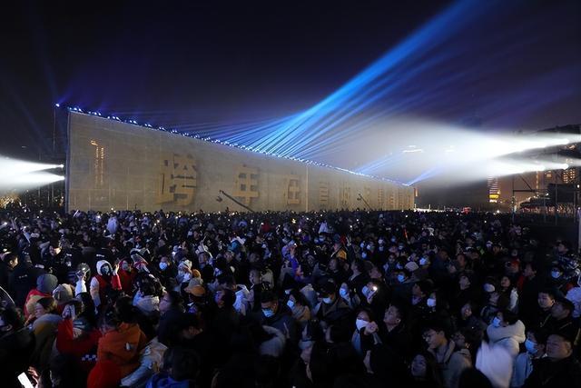 “1+3+7” 活动类型最丰富 郑州跨年夜哪里人最多？官方数据来了