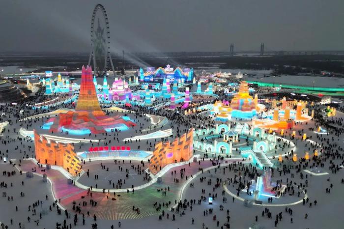 2024年1月5日,黑龙江哈尔滨,航拍冰雪大世界。图源:IC photo