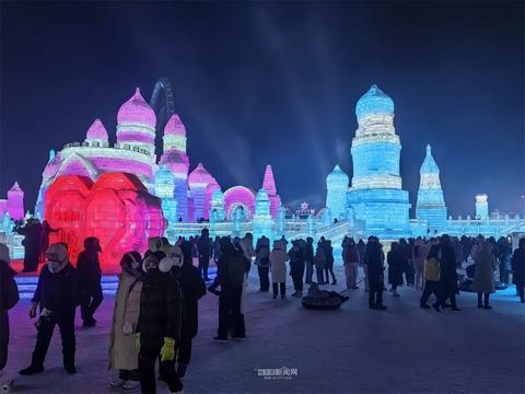 冰天雪地也是金山银山｜盛世冰雪 沸腾冰城 火出圈的“冰雪奇缘”相约下一个亚冬会——第40届中国·哈尔滨国际冰雪节开幕式侧记