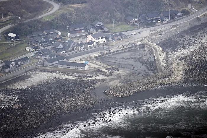 震后，日本“部分海域变成陆地”
