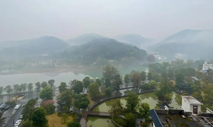 明起又有冷空气“补货”，广州继续雨雾模式！会快进到“回南天”吗？