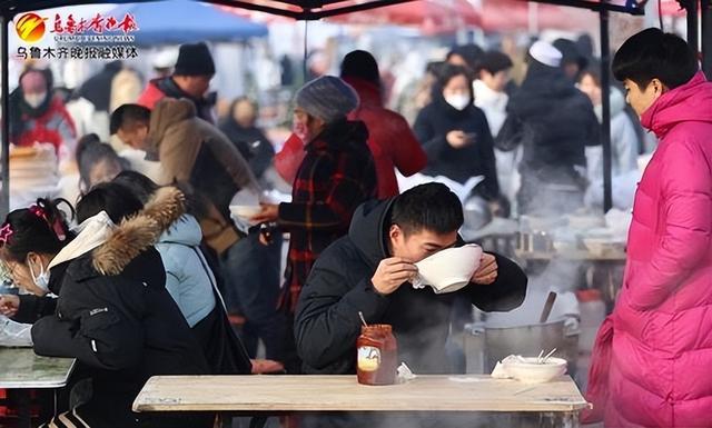 走进乌鲁木齐最大的户外集市