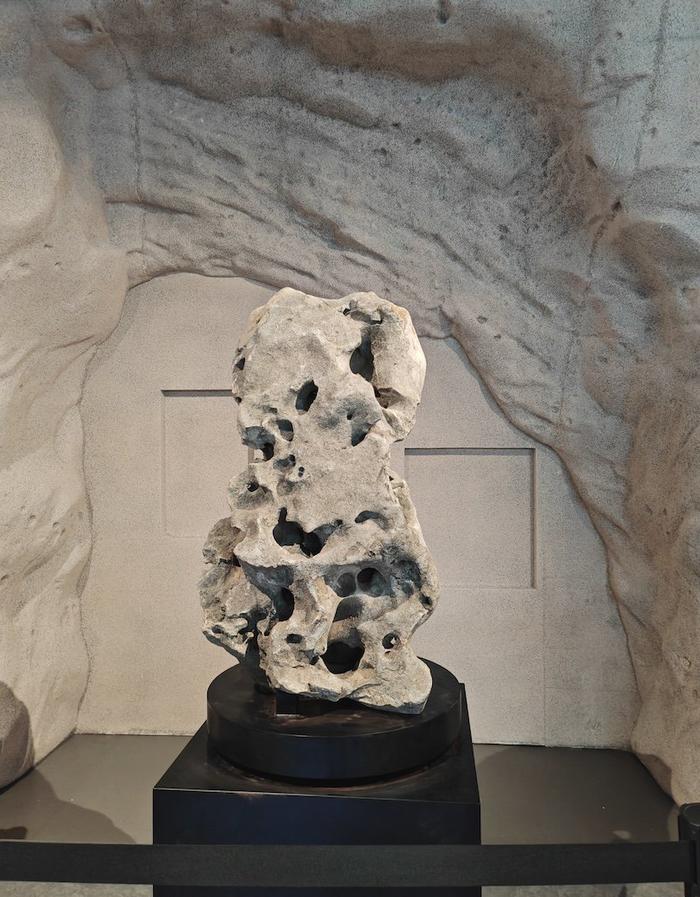 展出现场,太湖石山子