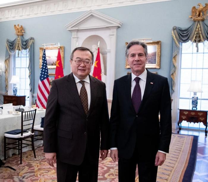 中共中央对外联络部部长刘建超会见美国国务卿布林肯