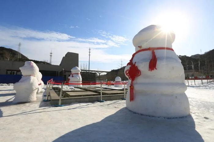 来“北京国安”踢场雪地足球，登慕田峪长城当好汉！