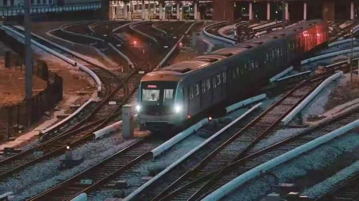 2月3日地铁4号线北京南站末班车延长运营时间 方便乘客出行