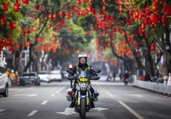 最新！广州交警发布春节烟花汇演出行攻略