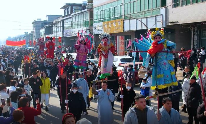 “庙”趣横生！在保定庙会花式过大年