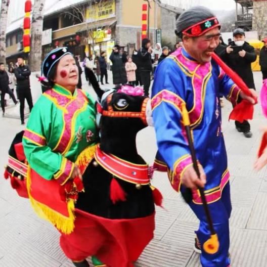 “庙”趣横生！在保定庙会花式过大年