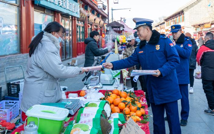 “迎新春，送平安”——消防宣传直播活动走进北京延庆永宁大集