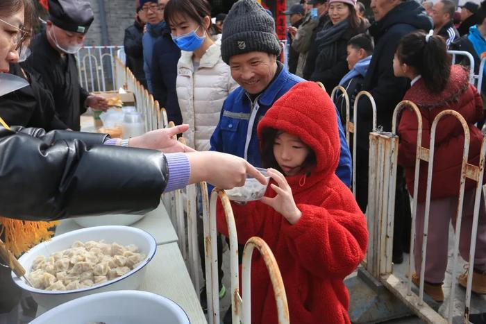 怀柔雁栖镇“饺子宴”热闹开席！