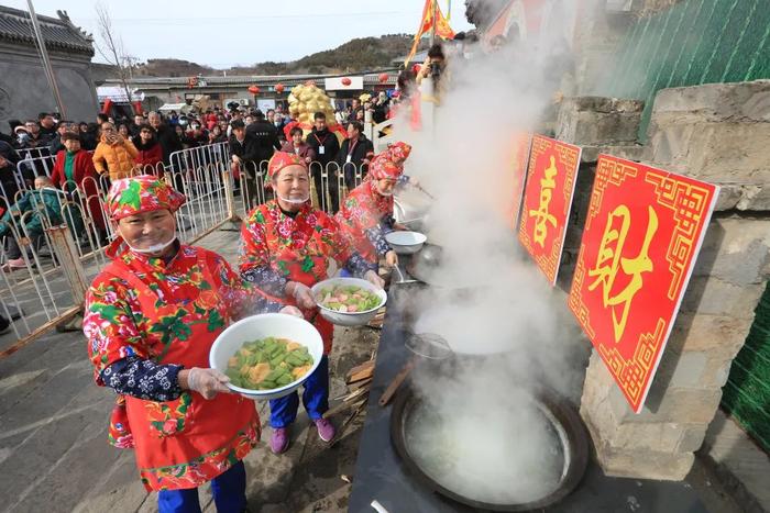 怀柔雁栖镇“饺子宴”热闹开席！