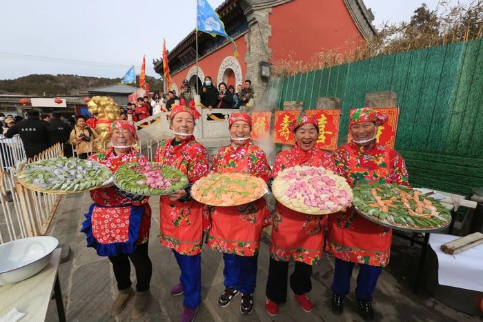 怀柔雁栖镇“饺子宴”热闹开席！