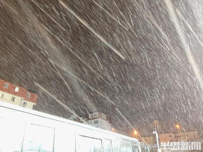 紧急提醒！青岛公布强降雪时段！市南、市北、李沧、崂山暴雪预警信号升级，直接橙色了！