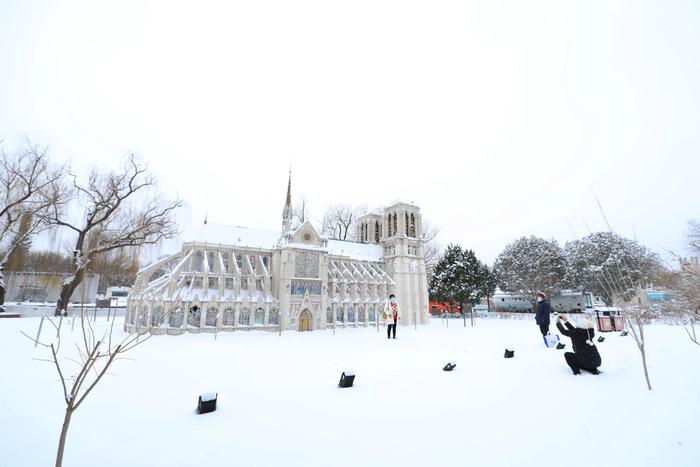 北京世界公园：迎瑞雪 度新春