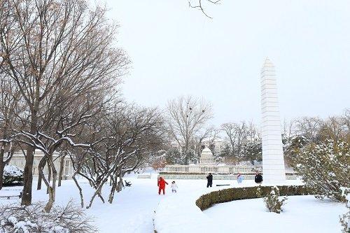 北京世界公园：迎瑞雪 度新春