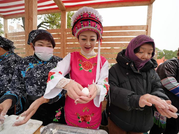 金龙飞舞、汤圆香甜，在龙狮之乡三林过一个热闹的元宵节