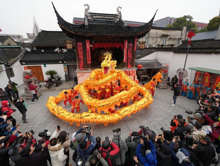 金龙飞舞、汤圆香甜，在龙狮之乡三林过一个热闹的元宵节