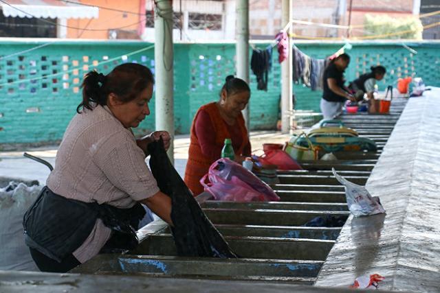 墨西哥城陷入水资源危机，专家：用水不平等且与居民收入相关
