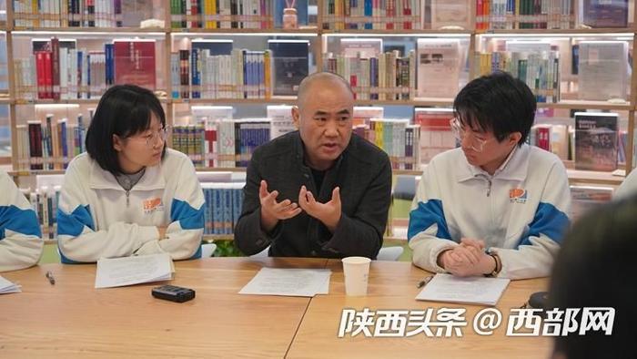 西安中学生提案连续7年被带上全国两会 今年关注啥？