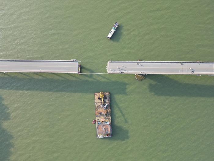 受沥心沙大桥被撞事故影响的三民岛将建保通便桥，下月可建成