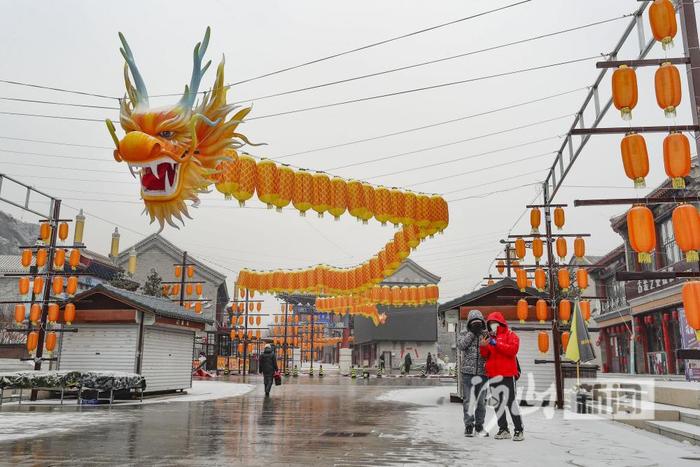 绵绵春雪润张垣 雪打花灯兆丰年