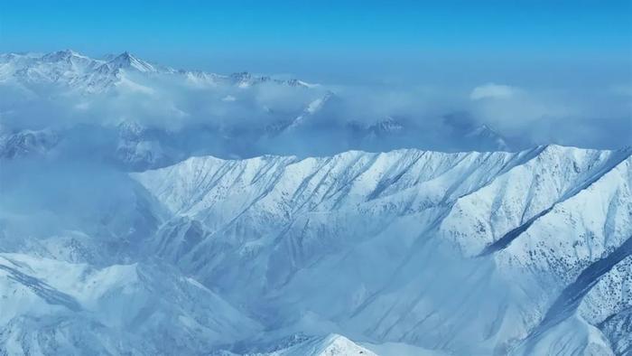 肃南：祁连山内 寻觅雪山秘境