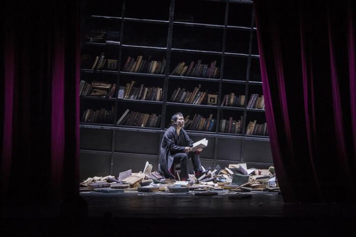 戏剧可以战胜死亡，里马斯·图米纳斯三部作品今年国内上演