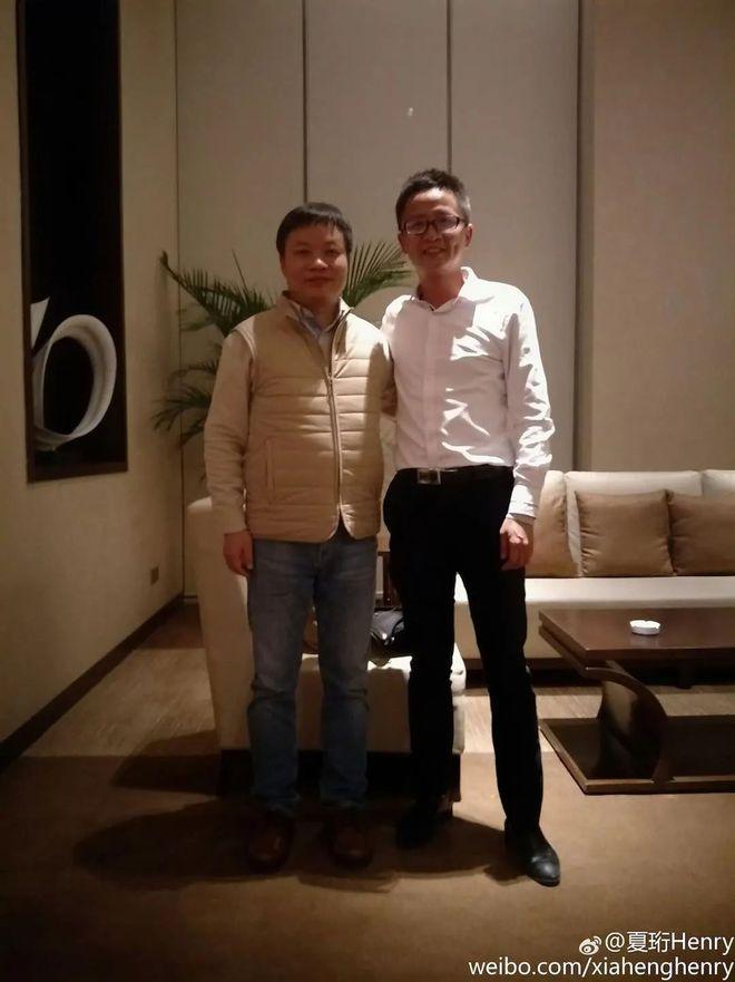 何小鹏与夏珩的合影