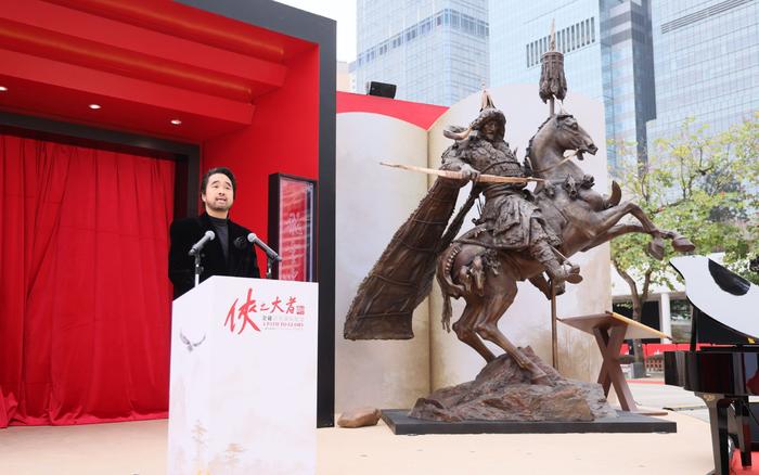 “侠之大者”不朽经典，金庸笔下人物雕塑现身香港文化博物馆