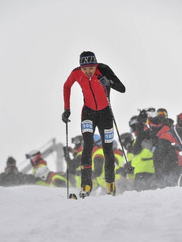 创造历史！新疆小伙斩获中国首个男子滑雪登山世界冠军