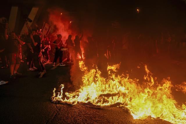 早安·世界｜耶路撒冷爆发示威集会，要求内塔尼亚胡政府下台