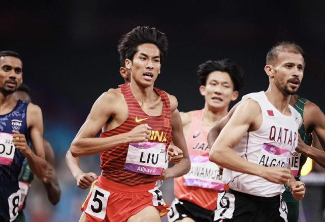 日本田径选手新井凉平刷新男子100米全国纪录冲击奥运奖牌