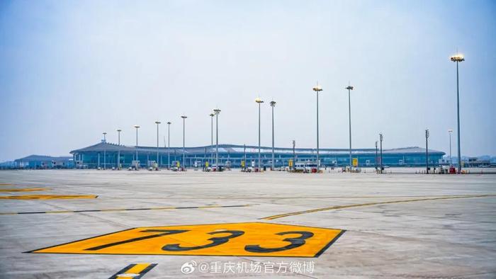 江北机场第四跑道，全线贯通！
