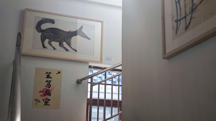 中法建交60周年，复旦大学为法籍教授魏明德办了一场艺术特展