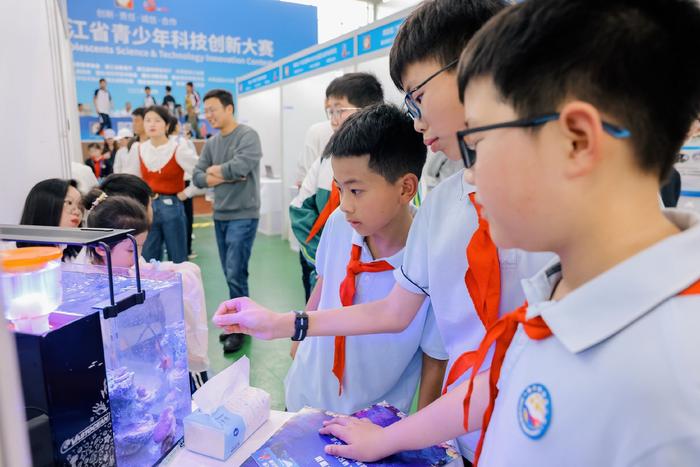 第38届浙江省青少年科技创新大赛在缙云举行