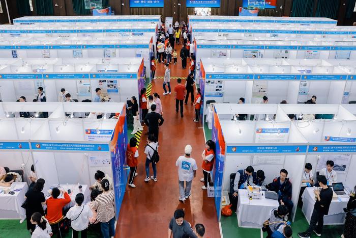 第38届浙江省青少年科技创新大赛在缙云举行